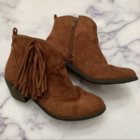 FINAL PRICE Faded Glory rust suede fringed side zip mid heel booties size 5 - Picture 3 of 12